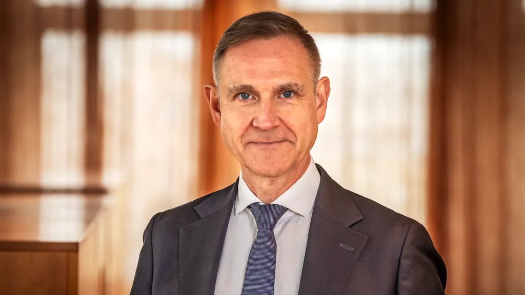 Porträttbild på Carl Mellander.