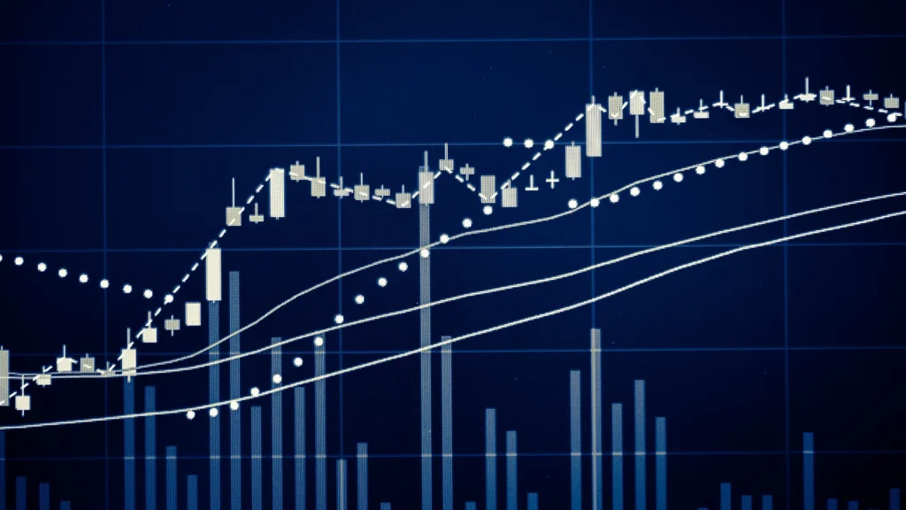 Grafer som går uppåt. Visas på en skärm.