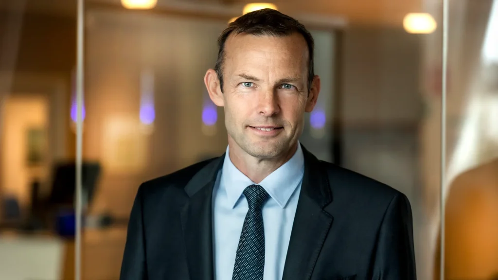 Porträttbild på Lennart Jacobsen.