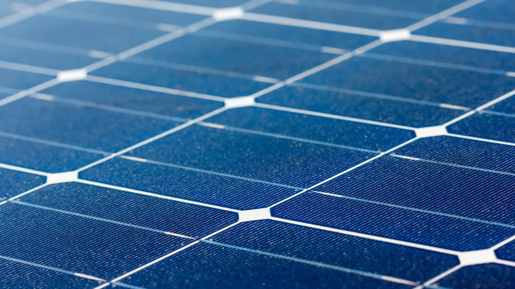 Närbild på solceller.