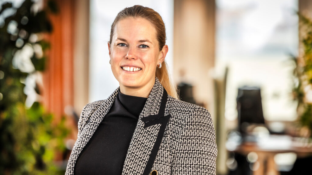 Porträttbild på Maria Hägglöf.